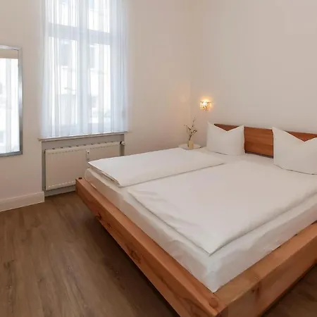 Hotell Germania 3*