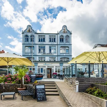 Germania Hotell 3*