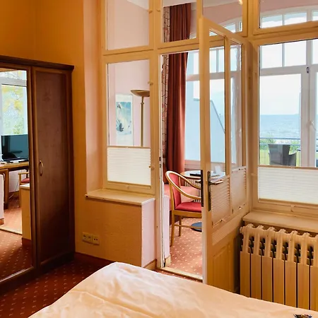 Germania Hotel 3*