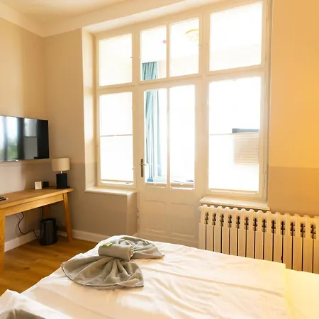 Hotel Germania 3*